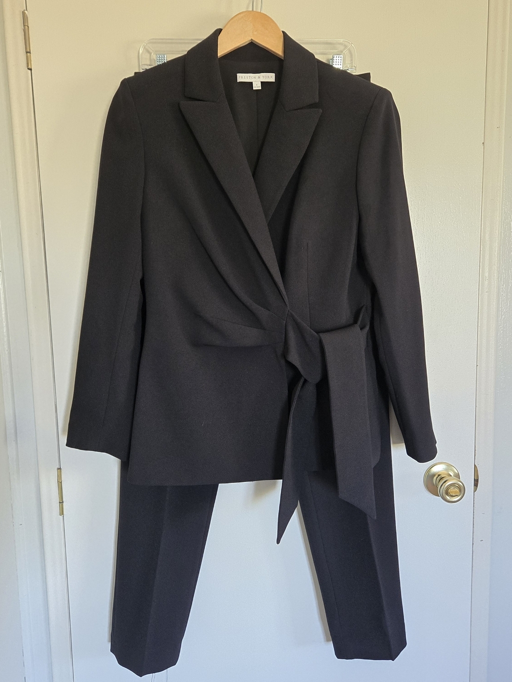 Preston & York Black Wrap-Tie Blazer With Matching Trousers Women's 6